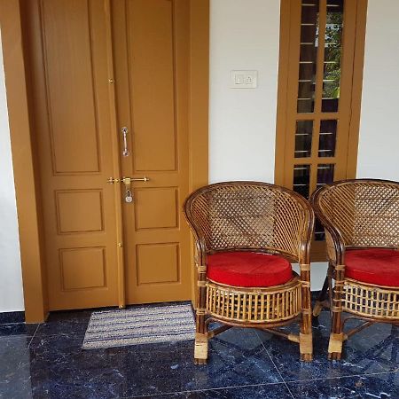 Marari Neena Beach Homestay Марарікулем Екстер'єр фото